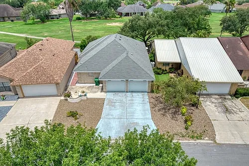 2728 Ashley Dr — Photo 1