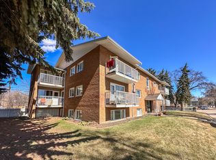 Balcony Apartments - 6110 118th, Edmonton, AB T5W 1E8