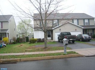 780 Montgomery Ave, Pennsburg, PA 18073