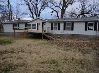 1845 Crawford Dr, Perry, KS 66073