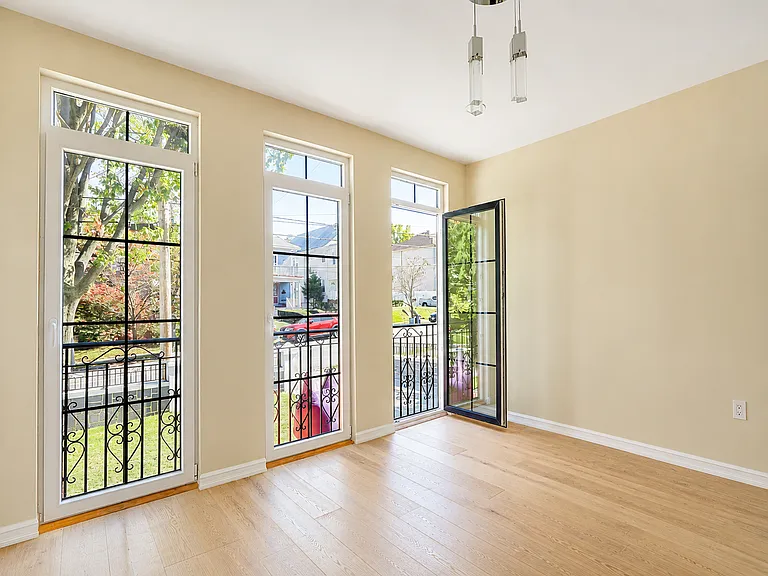 408 Bement Ave #1 — Photo 3