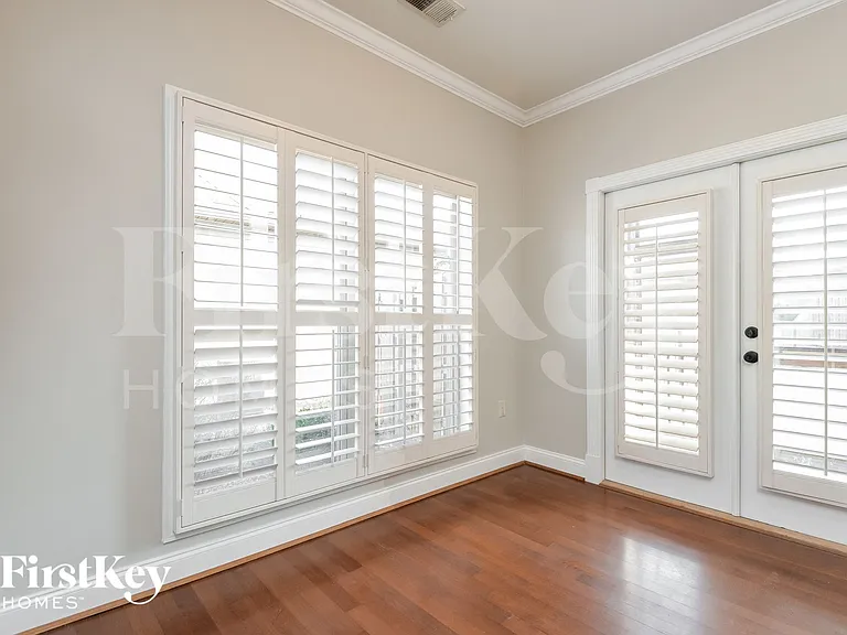 149 Willow View Ln — Photo 5