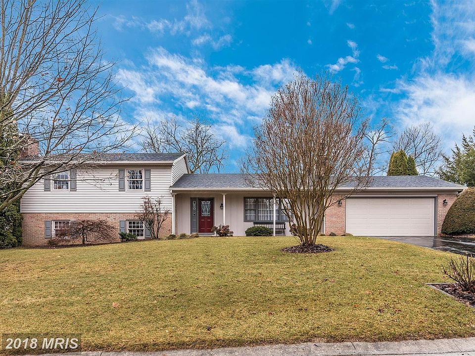 1st image of 19621 Granada Ln