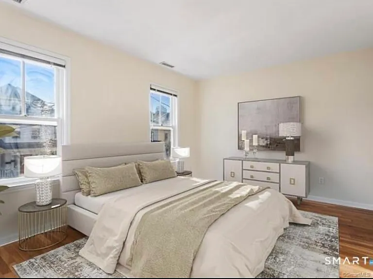 25A Dolsen Pl — Photo 8