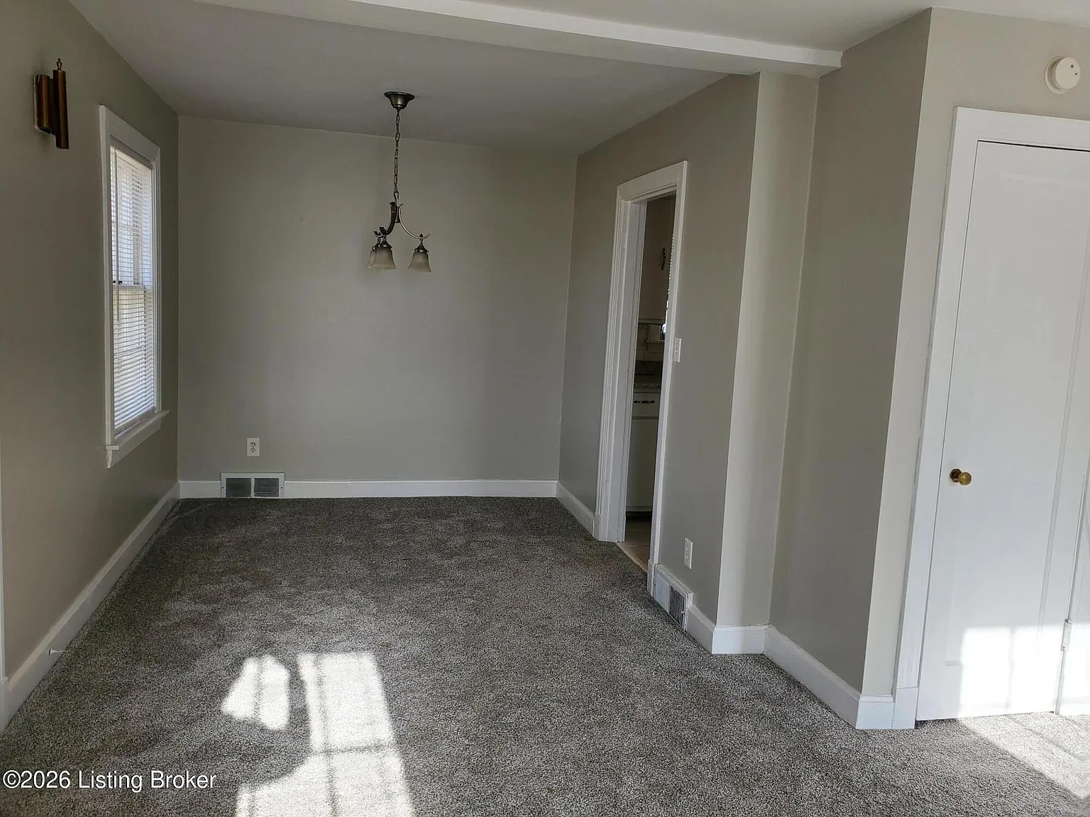 2 bed, 2.0 bath, 1140 sqft, $1,600 — Photo 4