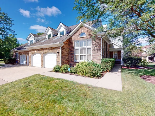 105 Willow Pkwy #105, Buffalo Grove, IL 60089