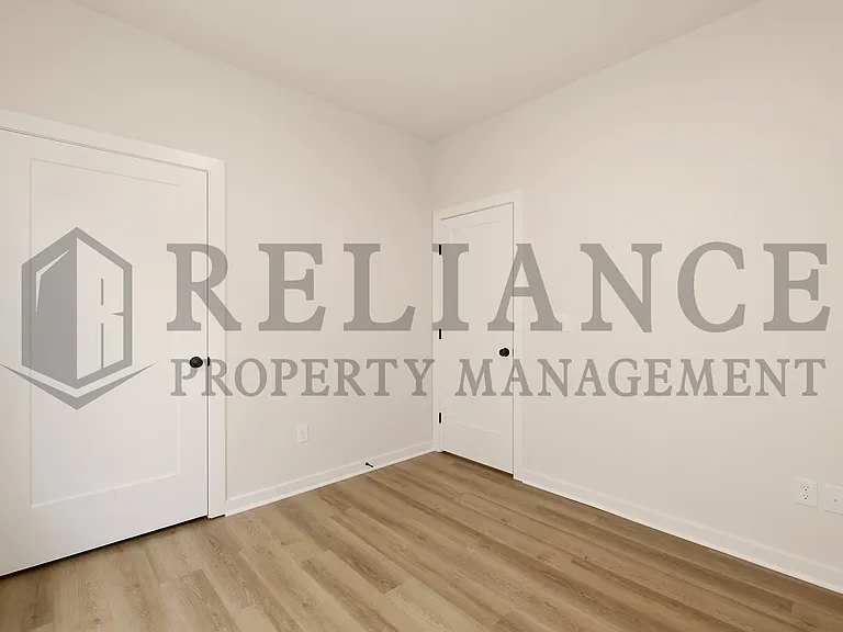 204 N Gowen St — Photo 13