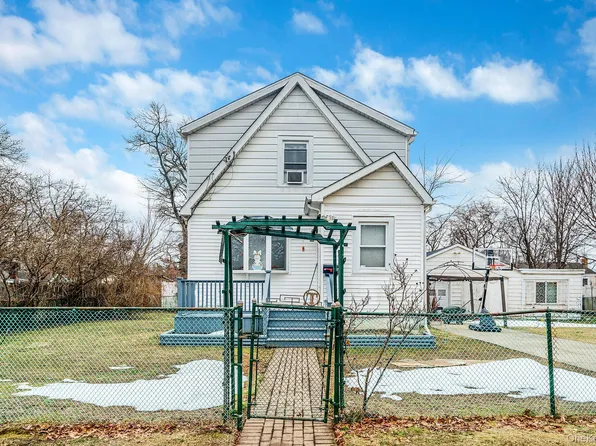 180 25th Street, Copiague, NY 11726