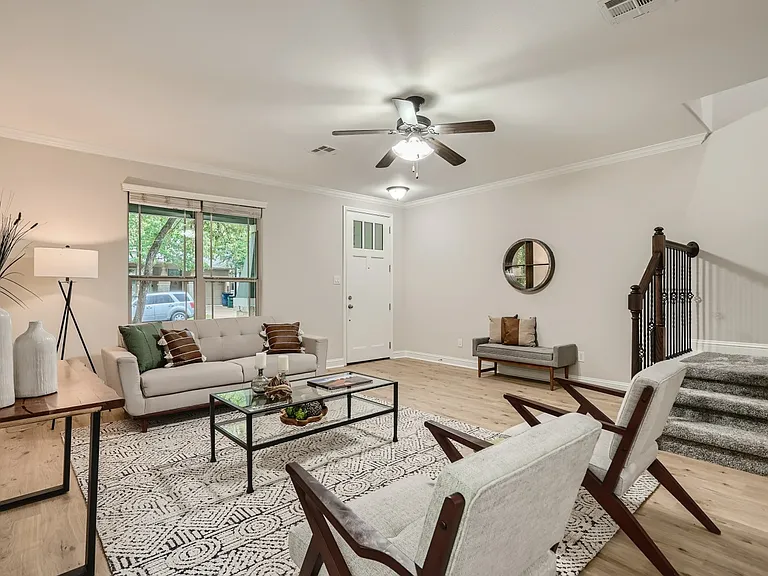 2612 Lightfoot Trl — Photo 4