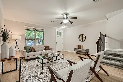 2612 Lightfoot Trl Photo 1