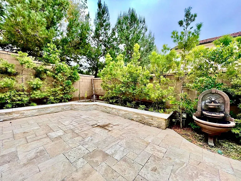 106 Espina — Photo 49