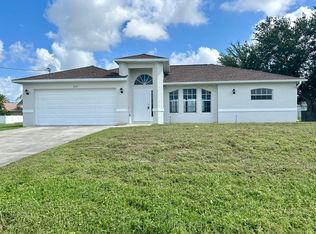 2039 Embers Pkwy W, Cape Coral, FL 33993