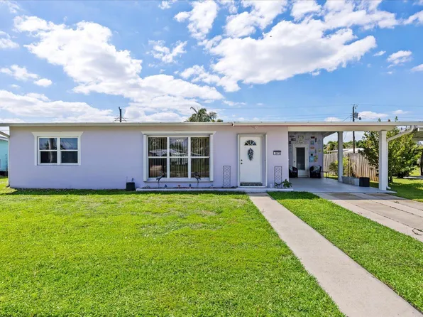 2872 SE Wiltshire Terrace, Port St Lucie, FL 34952