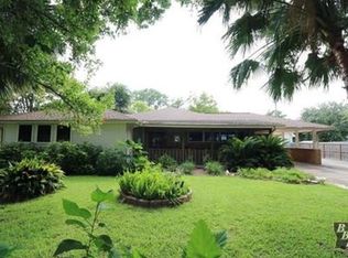2502 S Bayou Dr, Golden Meadow, LA 70357