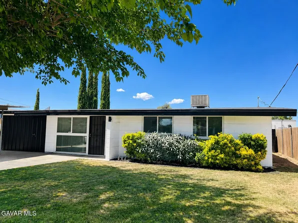 43253 6th St E, Lancaster, CA 93535