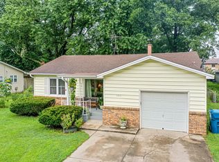 303 S Burton Ave, Springfield, MO 65802
