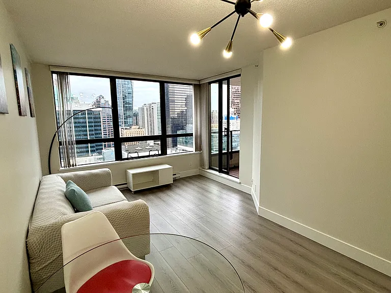 938 Smithe St #2100 — Photo 5