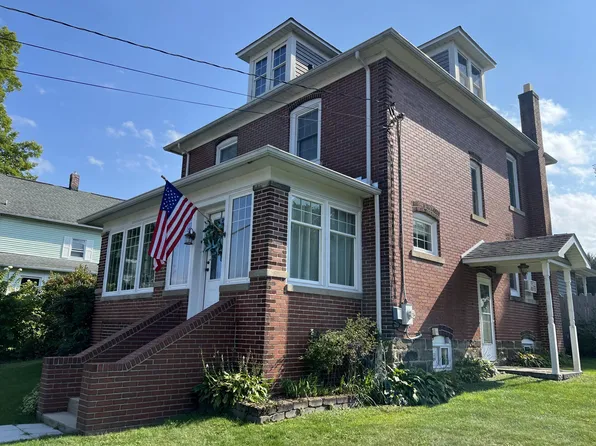 5814 Wayne Rd, Du Bois, PA 15801