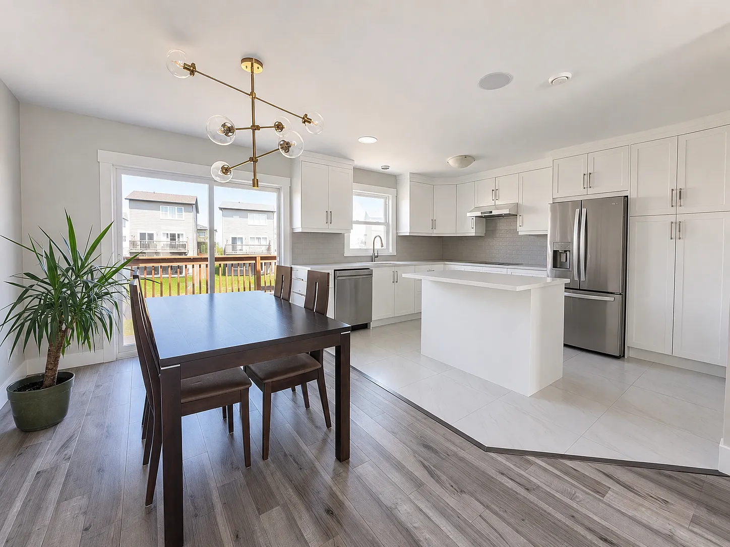 3 bed, 3.5 bath, 2000 sqft, $2,895 — Photo 4
