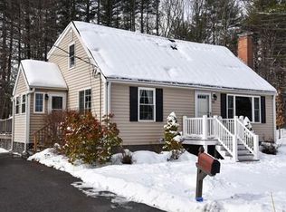 42 Pleasant St, North Reading, MA 01864