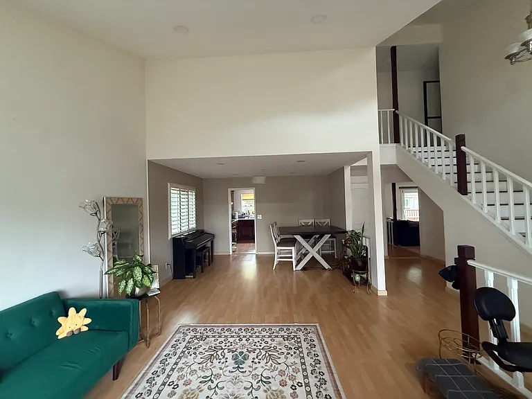 1120 Discovery Way — Photo 5