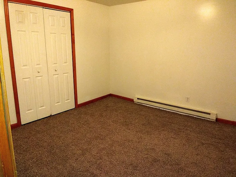 15 Grant St #7 — Photo 4