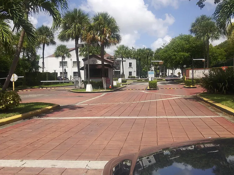 9403 Fontainebleau Blvd #209 — Photo 4