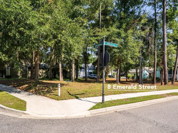 8 Emerald Street, Beaufort, SC 29907
