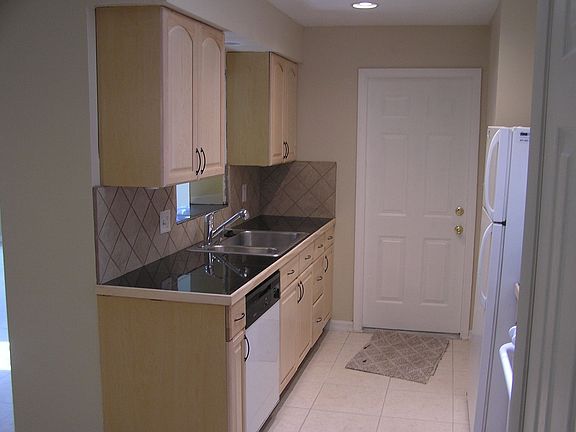 2nd image of 2607 Hartwell Ave