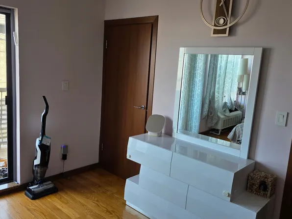 134 West End Avenue image 9 of 16