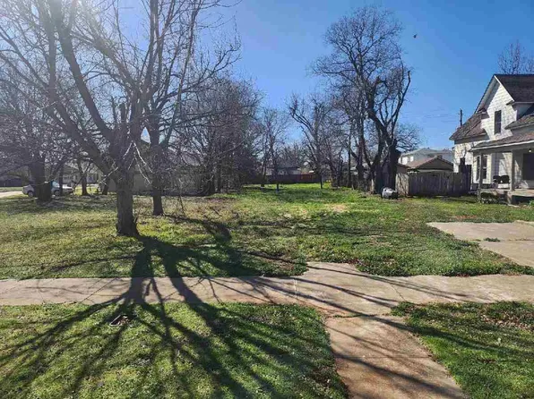 504 NW Bell Ave, Lawton, OK 73507