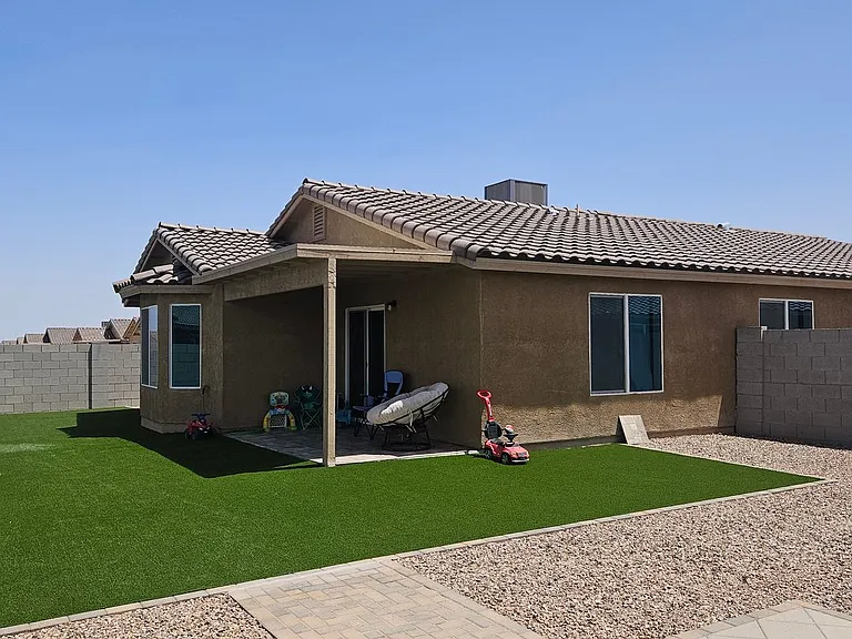 4710 S Cedar Ave — Photo 20