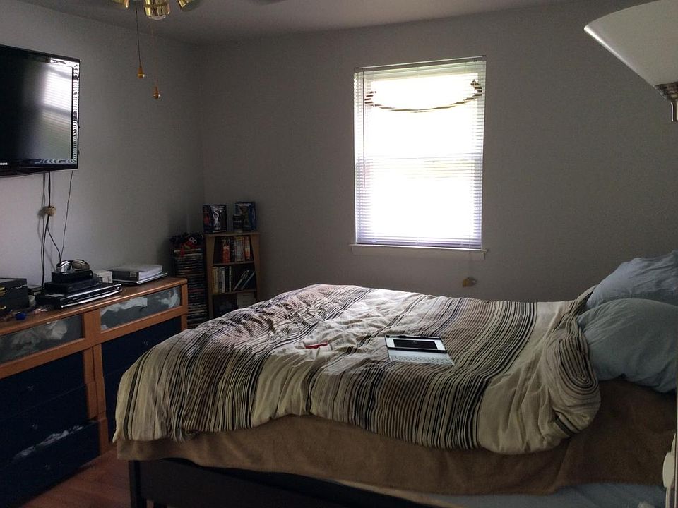 Bedroom #1