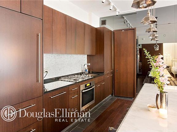 3rd image of 40 Broad St #20H