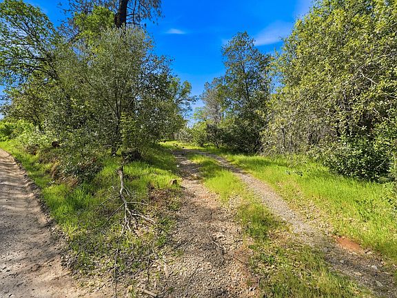 2nd image of 9344 Irish Creek Ln