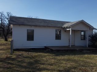 186041 N 2790 Rd, Comanche, OK 73529