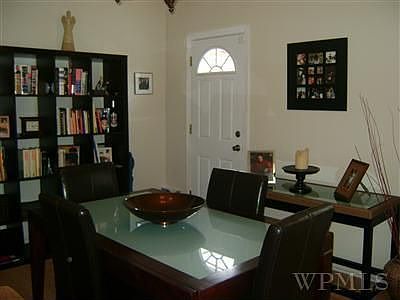 2nd image of 3273B Barkley Ave #B