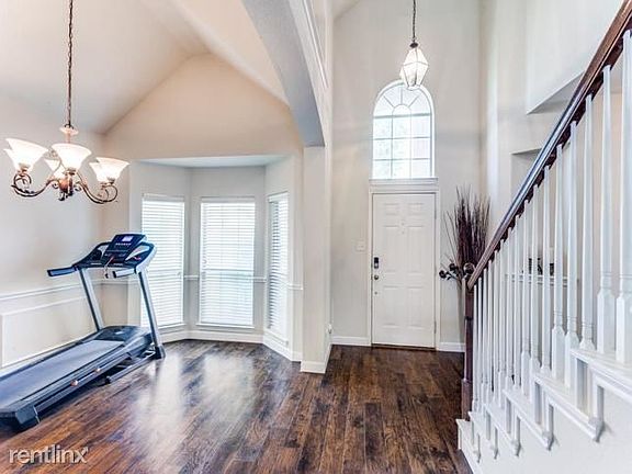 5th image of 4529R Corner Brook Ln