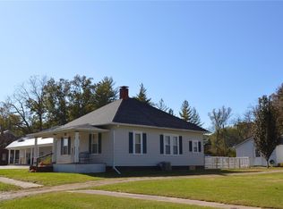 286 N Broadway, Kampsville, IL 62053