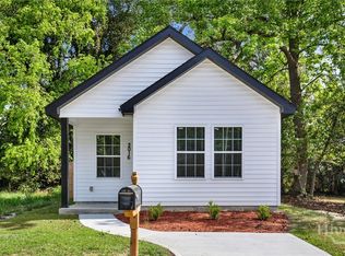 2016 Eppinger St, Savannah, GA 31415