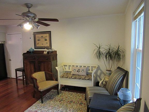 2nd image of 612 Dunberry Dr