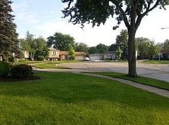 Front View - CulDeSac