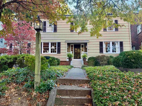 910 8th St, Fairmont, WV 26554