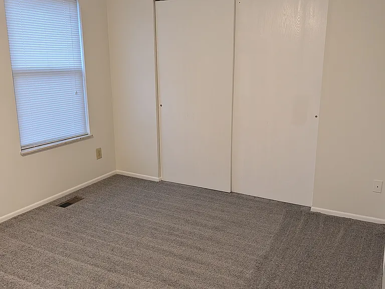 2125 Summit Row Blvd — Photo 6
