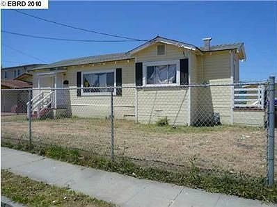 1st image of 2619 Center Ave