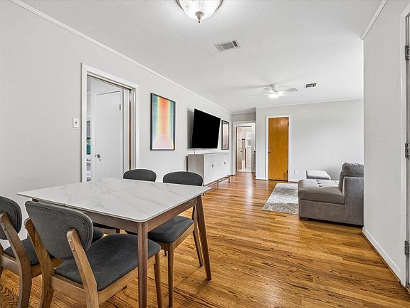 4th image of 6230 Abington Way