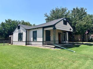 1703 Buck St, Gainesville, TX 76240