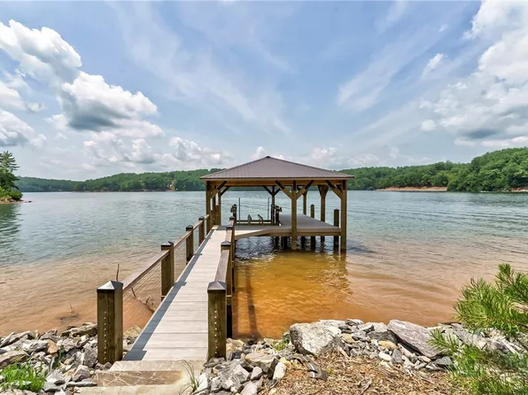 159 Deer Berry Drive, Nebo, NC 28761