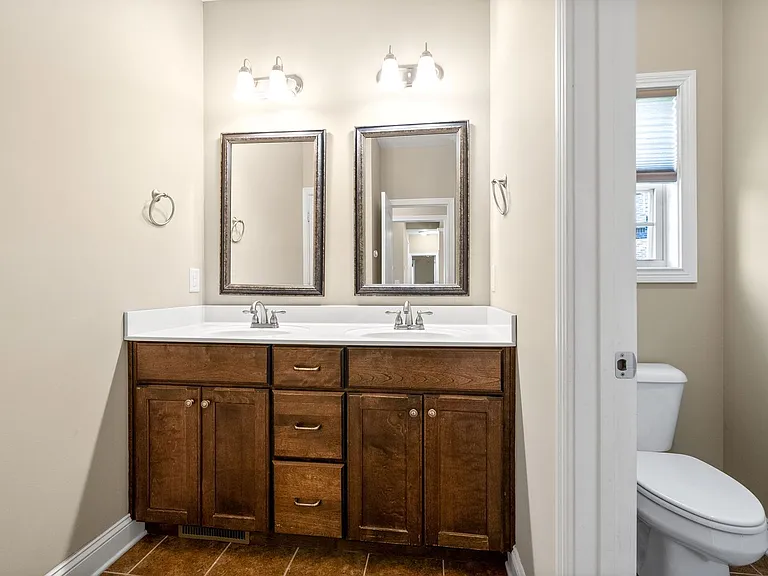 126 Parkland Cir — Photo 25