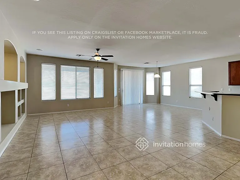 2614 W Apollo Rd — Photo 4